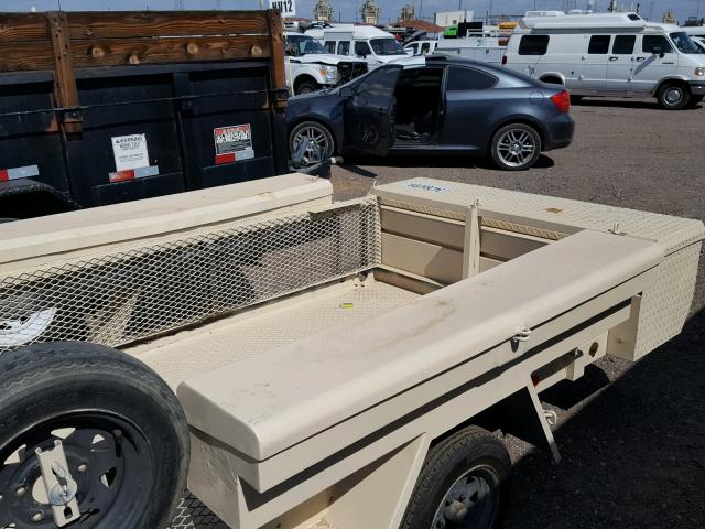 AZ368512 - 2004 UTILITY TRAILER BEIGE photo 8