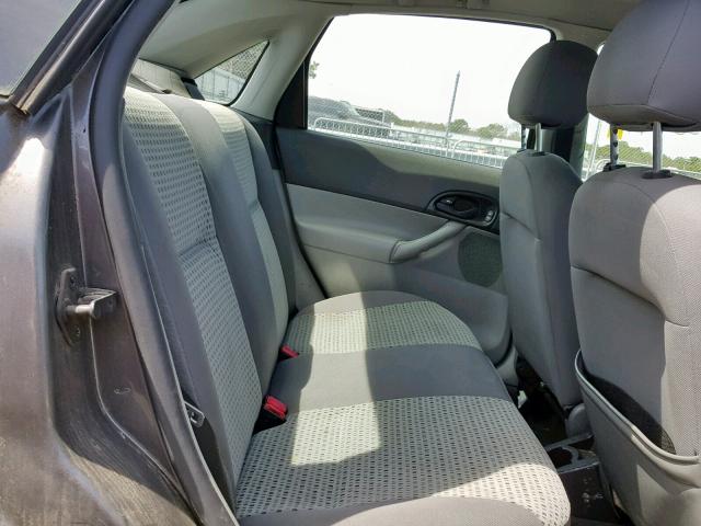 1FAFP34N46W123972 - 2006 FORD FOCUS ZX4 GRAY photo 6