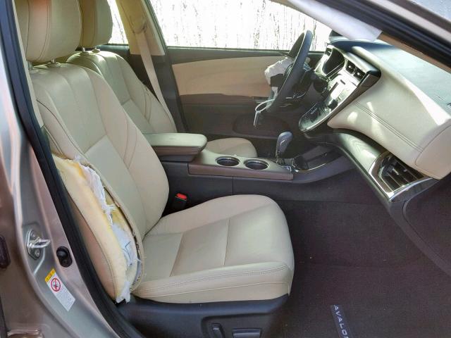 4T1BK1EB6HU261877 - 2017 TOYOTA AVALON XLE GOLD photo 5
