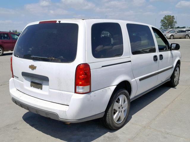 1GBDV13158D169338 - 2008 CHEVROLET UPLANDER I WHITE photo 4