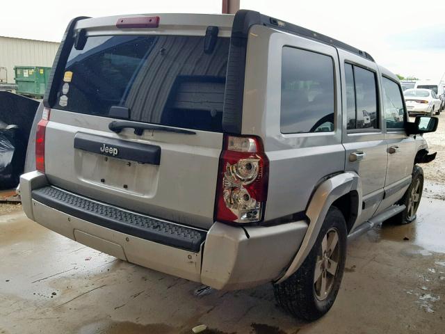 1J8HH48K98C115465 - 2008 JEEP COMMANDER SILVER photo 4