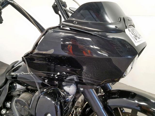 1HD1KHM32BB617908 - 2011 HARLEY-DAVIDSON FLTRX 黑色 照片 11