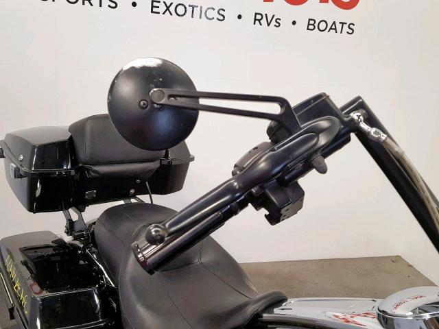 1HD1KHM32BB617908 - 2011 HARLEY-DAVIDSON FLTRX 黑色 照片 12