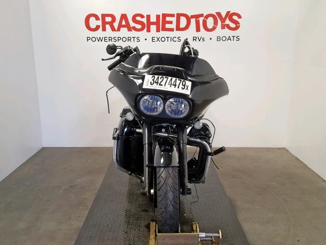 1HD1KHM32BB617908 - 2011 HARLEY-DAVIDSON FLTRX 黑色 照片 2