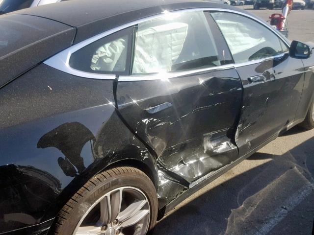 5YJSA1E11FF119179 - 2015 TESLA MODEL S Սև լուսանկար 9