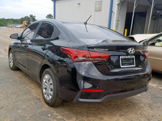 3KPC24A38JE021212 - 2018 HYUNDAI ACCENT SE BLACK photo 3