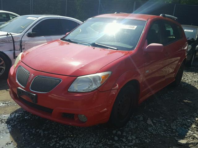 5Y2SL65846Z412413 - 2006 PONTIAC VIBE RED photo 2