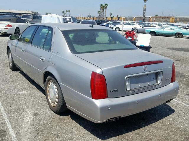 1G6KF57995U130452 - 2005 CADILLAC DEVILLE DT SILVER photo 3