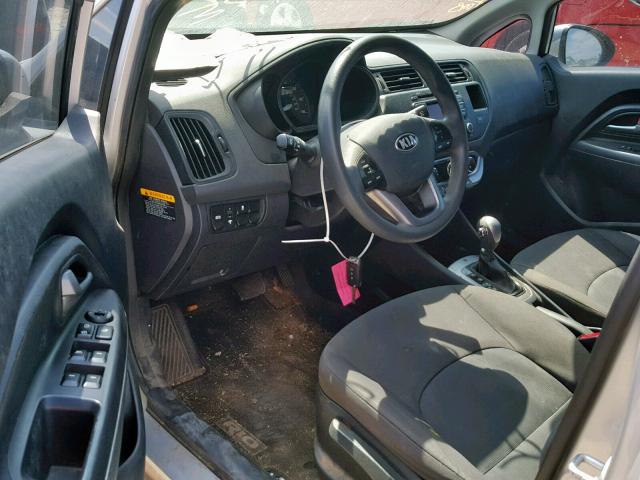 KNADM4A38E6323526 - 2014 KIA RIO LX SILVER photo 9