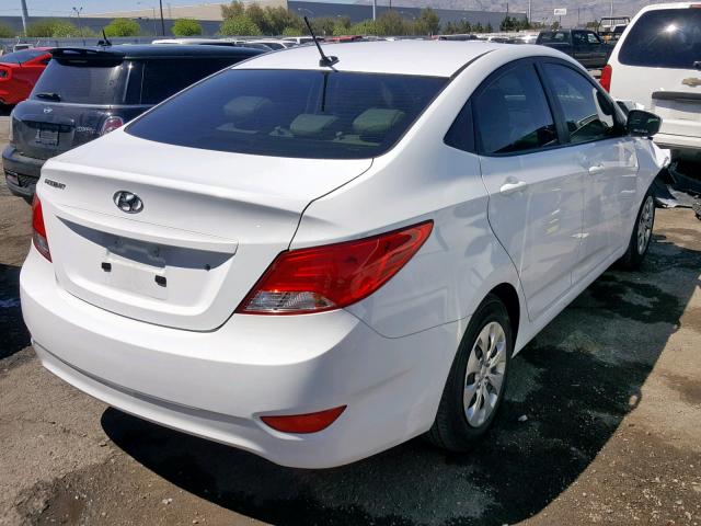 KMHCT4AE2HU343107 - 2017 HYUNDAI ACCENT SE WHITE photo 4