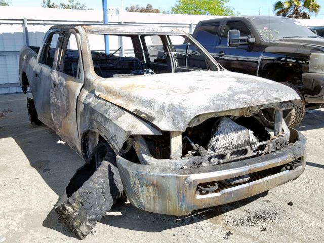 3C6UR5DL3EG110883 - 2014 RAM 2500 SLT 银色 照片 1