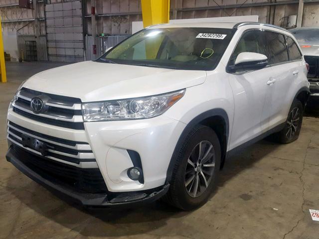 5TDJZRFH8KS932488 - 2019 TOYOTA HIGHLANDER WHITE photo 2