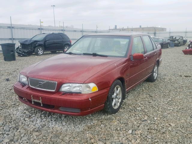 YV1LS5649W1451410 - 1998 VOLVO S70 GLT RED photo 2