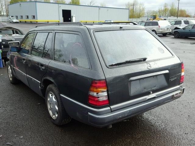 WDBEA92EXRF288800 - 1994 MERCEDES-BENZ E 320 BLACK photo 3