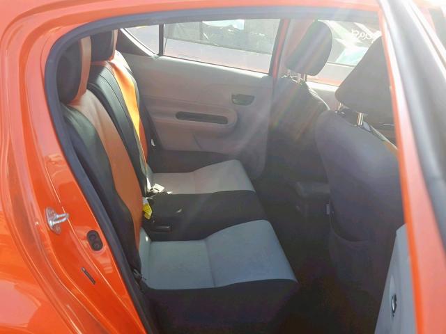 JTDKDTB31D1037953 - 2013 TOYOTA PRIUS C ORANGE photo 6