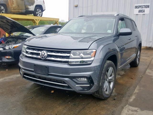 1V2PR2CA7JC587705 - 2018 VOLKSWAGEN ATLAS SE GRAY photo 2