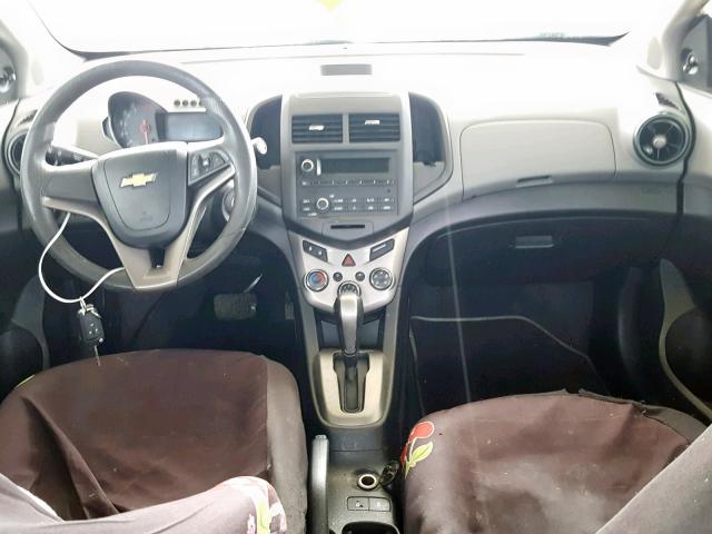 1G1JA5SHXD4121854 - 2013 CHEVROLET SONIC LS BLACK photo 9