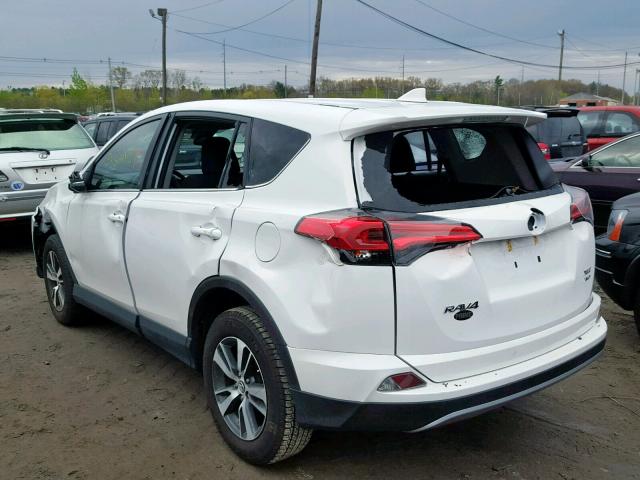 2T3RFREV8JW762990 - 2018 TOYOTA RAV4 ADVEN WHITE photo 3