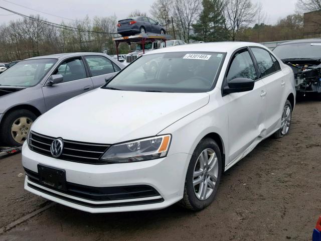 3VW1K7AJXFM235829 - 2015 VOLKSWAGEN JETTA BASE WHITE photo 2