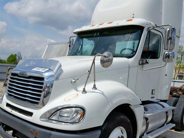 1FUJA6CG85DN58412 - 2005 FREIGHTLINER CONVENTION WHITE photo 9