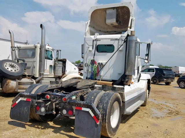 1FUWDMCA7WP950584 - 1998 FREIGHTLINER CONVENTION WHITE photo 4