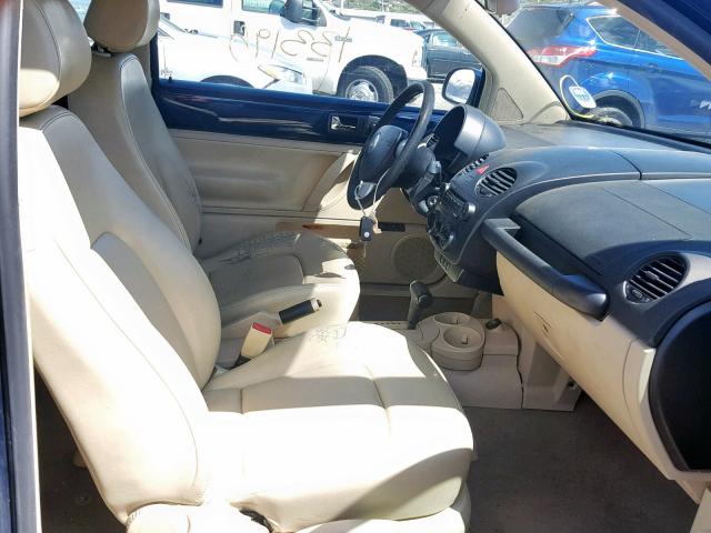 3VWBK31C54M415117 - 2004 VOLKSWAGEN NEW BEETLE ლურჯი ფოტო 5