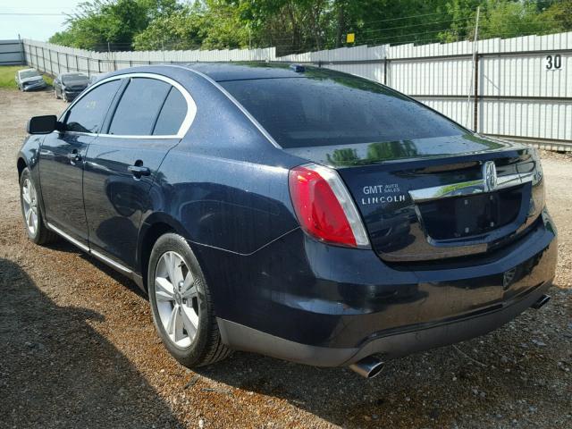 1LNHM93R19G616876 - 2009 LINCOLN MKS BLUE photo 3