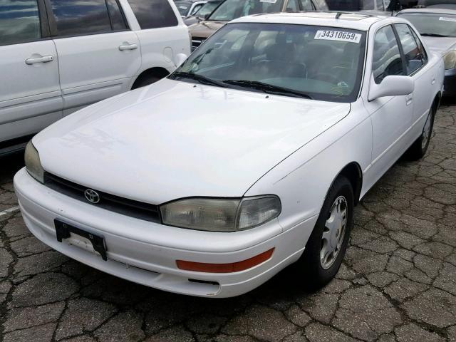 JT2GK13EXR0034071 - 1994 TOYOTA CAMRY XLE WHITE photo 2