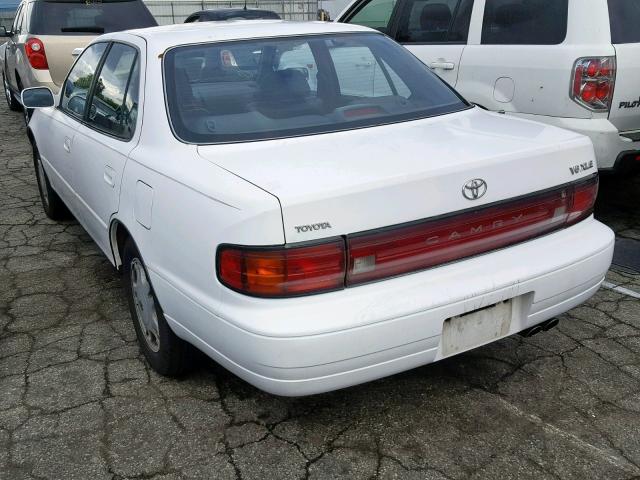 JT2GK13EXR0034071 - 1994 TOYOTA CAMRY XLE WHITE photo 3