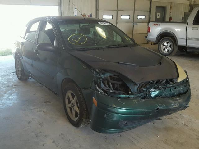 1FAFP33P5YW217753 - 2000 FORD FOCUS LX GREEN photo 1