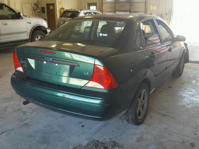 1FAFP33P5YW217753 - 2000 FORD FOCUS LX GREEN photo 4