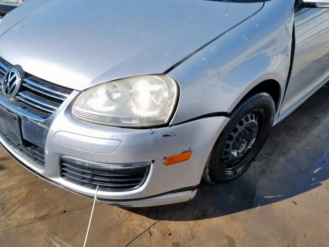 3VWRF71KX7M035826 - 2007 VOLKSWAGEN JETTA 2.5 SILVER photo 9