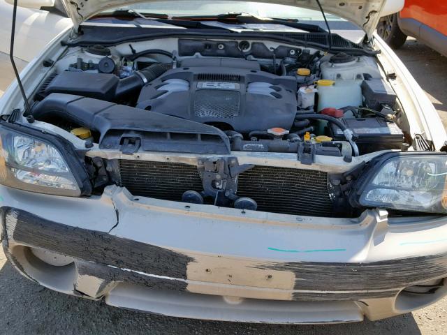 4S3BE896047204908 - 2004 SUBARU LEGACY OUT WHITE photo 7