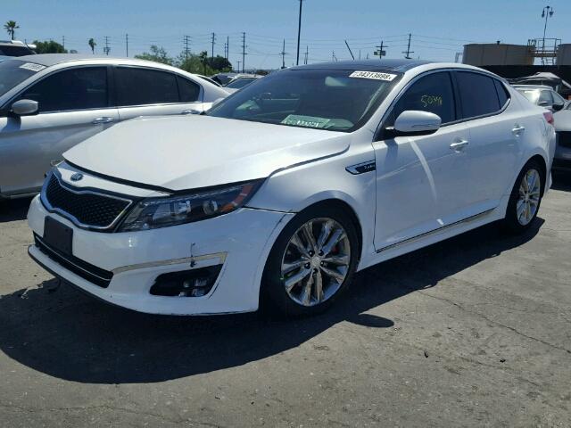 5XXGR4A68EG328822 - 2014 KIA OPTIMA SX WHITE photo 2