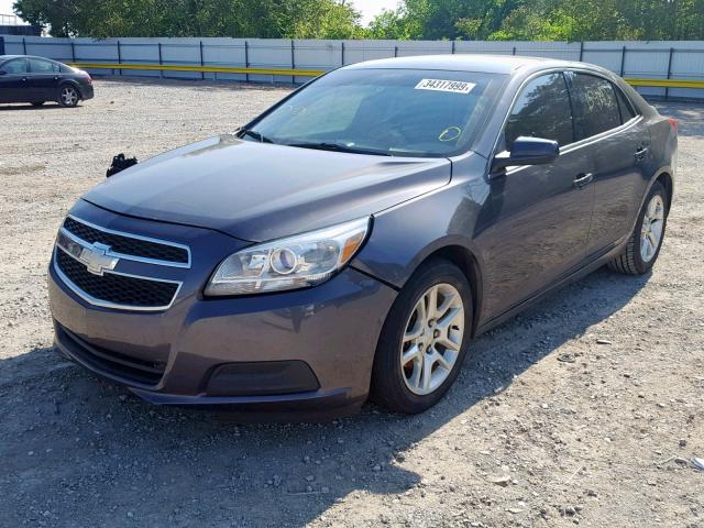 1G11D5RR3DF102007 - 2013 CHEVROLET MALIBU 1LT 灰色 照片 2