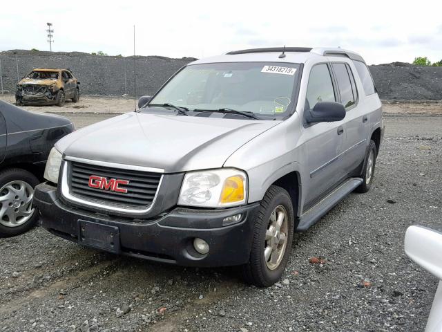 1GKET12S156194001 - 2005 GMC ENVOY XUV SILVER photo 2