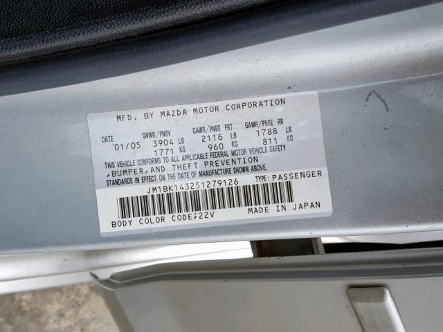 JM1BK143251279126 - 2005 MAZDA 3 HATCHBAC SILVER photo 10