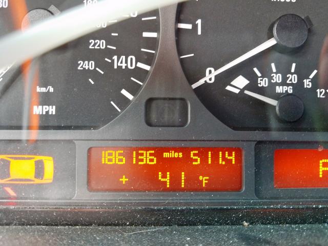 WBAAW33411ET42819 - 2001 BMW 325 IT  photo 8