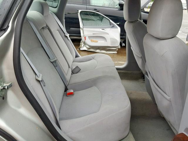 2G4WC582X71120239 - 2007 BUICK LACROSSE C SILVER photo 6