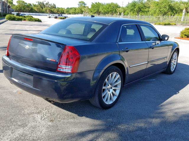 2C3LA63H08H142228 - 2008 CHRYSLER 300C GRAY photo 4