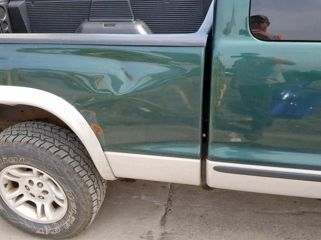 1B7GG22N01S184750 - 2001 DODGE DAKOTA GREEN photo 9