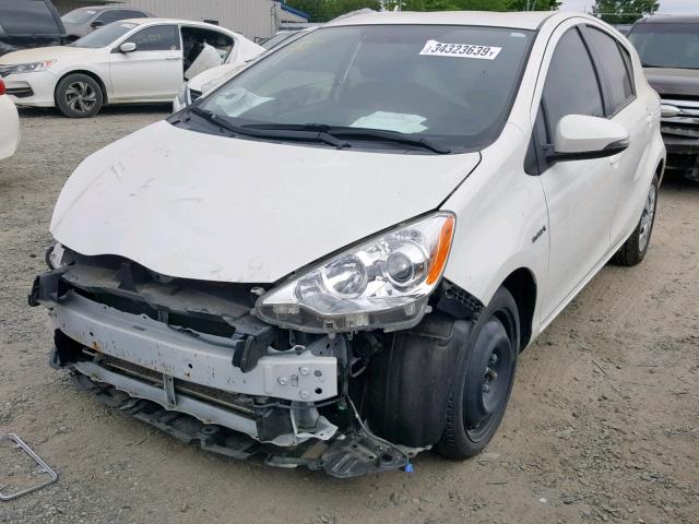 JTDKDTB36E1559754 - 2014 TOYOTA PRIUS C WHITE photo 2