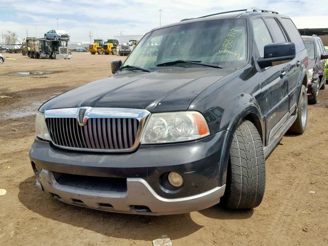 5LMFU28R43LJ13698 - 2003 LINCOLN NAVIGATOR 黑色 照片 2