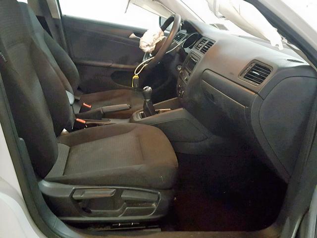 3VW1K7AJ9FM253352 - 2015 VOLKSWAGEN JETTA BASE WHITE photo 5