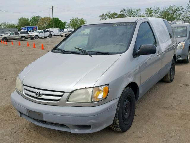 4T3ZF19C51U393063 - 2001 TOYOTA SIENNA CE SILVER photo 2