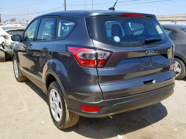 1FMCU0F75HUE16437 - 2017 FORD ESCAPE S GRAY photo 3