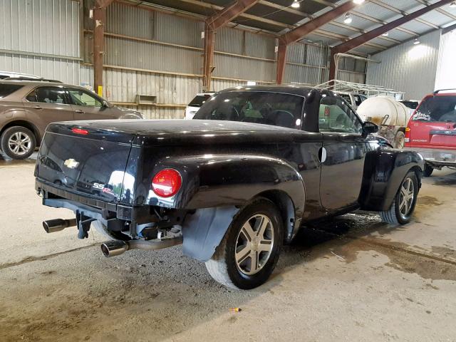 1GCES14P33B102124 - 2003 CHEVROLET SSR 黑色 照片 4