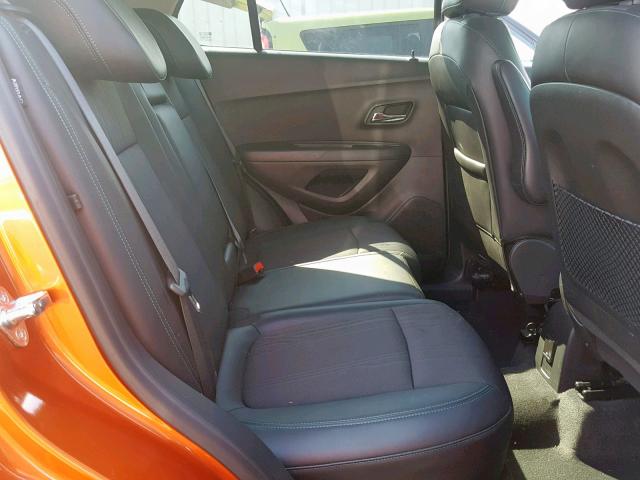 KL7CJLSBXGB715955 - 2016 CHEVROLET TRAX 1LT ORANGE photo 6