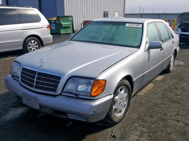 WDBGA43E8PA140262 - 1993 MERCEDES-BENZ 400 SEL SILVER photo 2