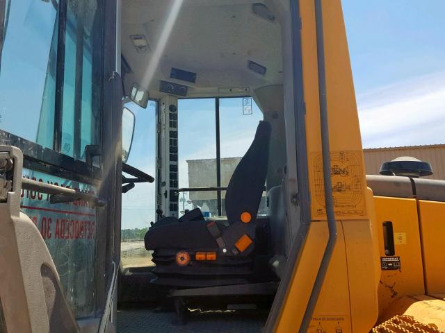 VCE0L90FV00068739 - 2008 VOLVO L90F YELLOW photo 5